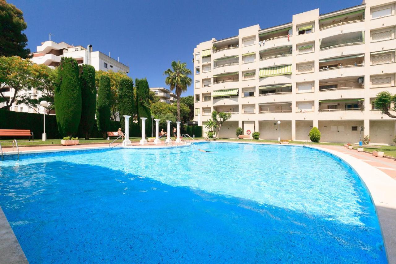 Uhc Marathon Apartments Салоу Экстерьер фото